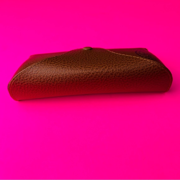 Ray Ban Brown Leather Lightweight Sunglasses Snap Button Case - Picture 4 of 5